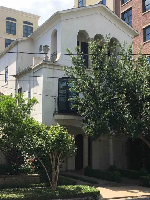 Apartmán Artist'S Library With A Private Swimming Pool Houston Exteriér fotografie